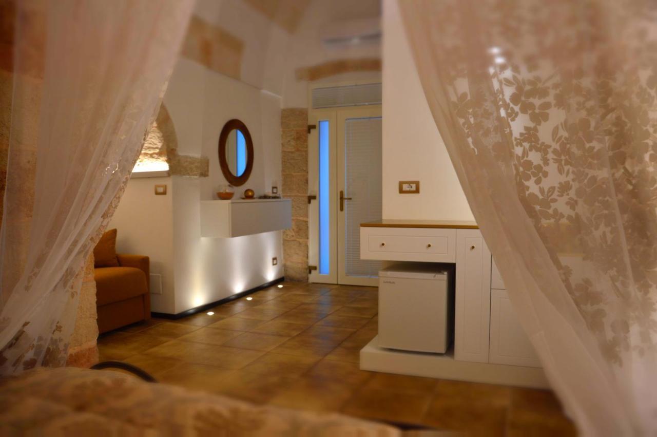 Gold White Exclusive House Hotel โปลีญาโนอามาเร ภายนอก รูปภาพ