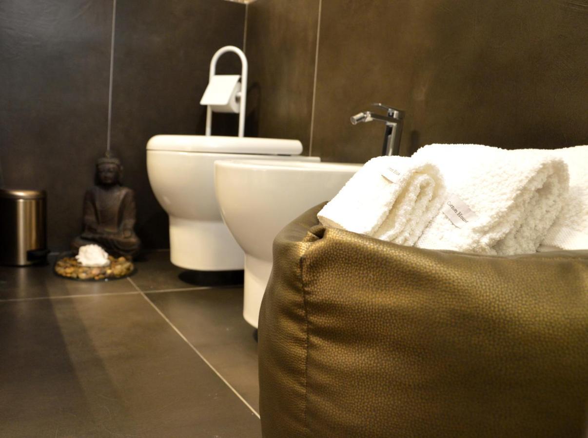 Gold White Exclusive House Hotel โปลีญาโนอามาเร ภายนอก รูปภาพ